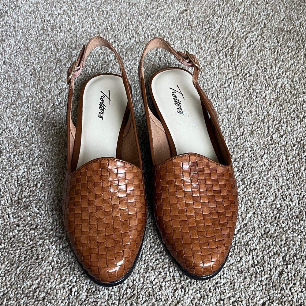 Trotters Lea Casual Shoe